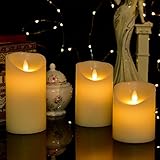 LED-Kerzen von Da by, Flammenlose Kerze 300 Stunden Batterie Dekorative Kerzen Set 3 (10cm, 12.8cm, 15.2cm). Die echt blinkende LED-Flamme ist aus elfenbeinfarbenem Echtwachs gefertigt. 10-Tasten-Fern - 7